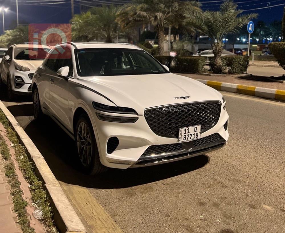 جێنسس GV70